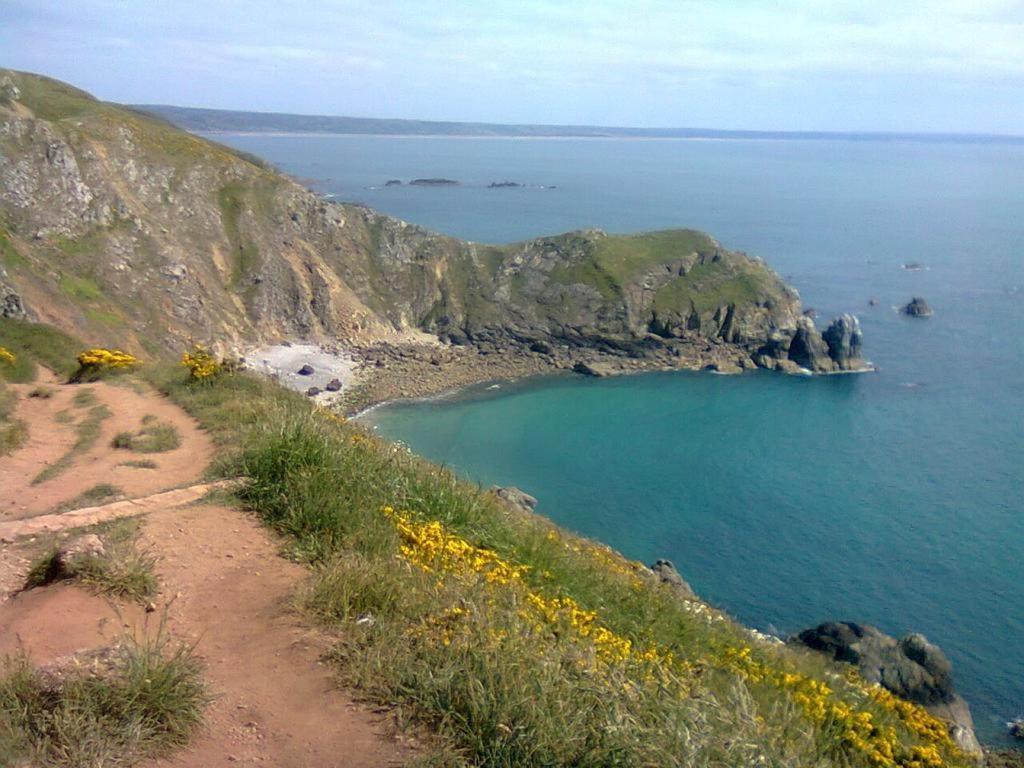 Manoir En Cotentin , Tamerville Exteriör bild